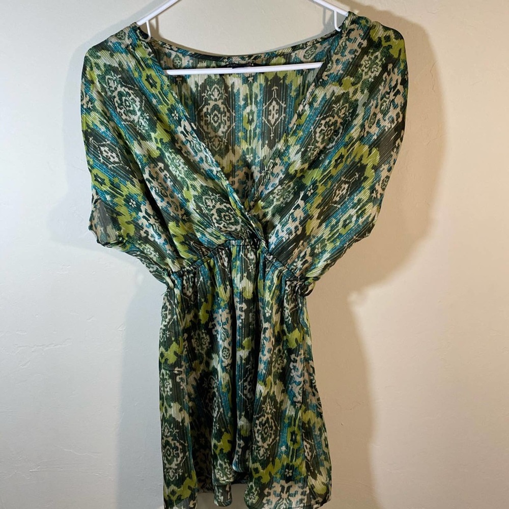 Forever 21 top hobo green v neck Size s/p - Picture 1 of 7